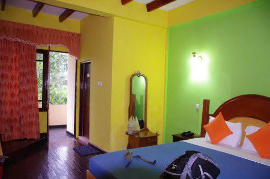 Slightly Chilled Hotel Nallathanniya Exterior photo