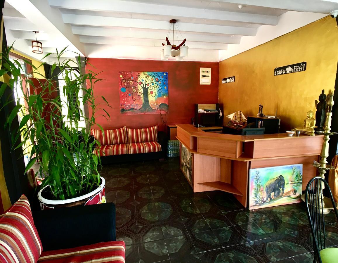 Slightly Chilled Hotel Nallathanniya Exterior photo